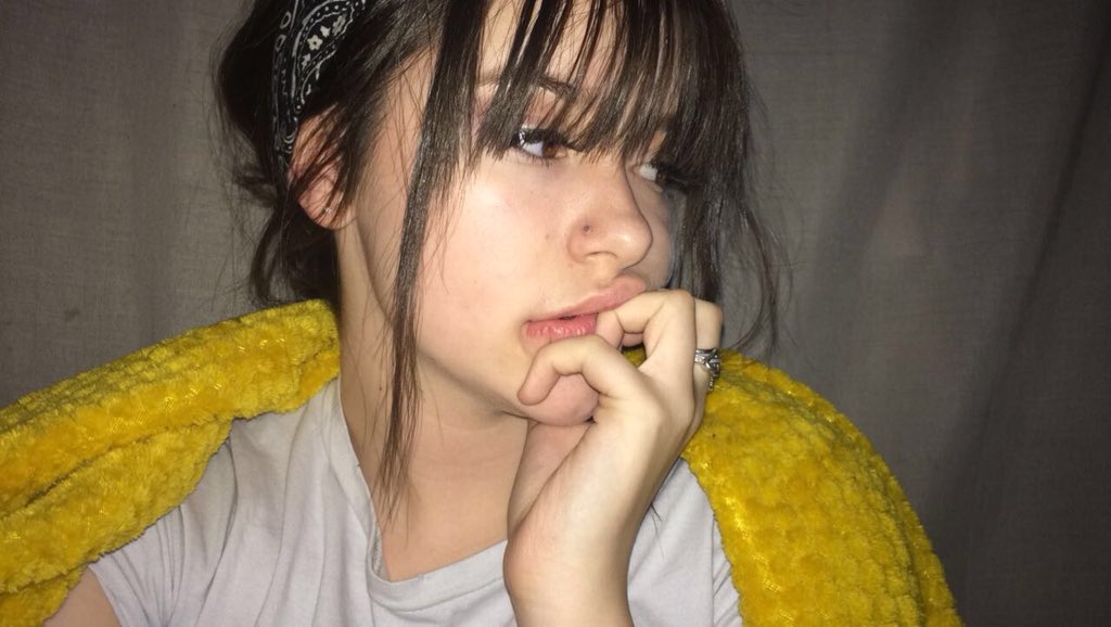 HarroldLyarna's tweet photo. Mustard yellow vibesss 🤞🏻🌻 https://t.co/SFmPJMP8uL