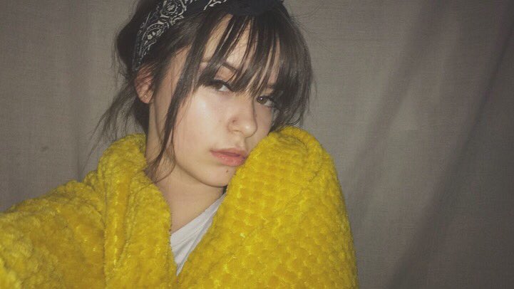 HarroldLyarna's tweet photo. Mustard yellow vibesss 🤞🏻🌻 https://t.co/SFmPJMP8uL