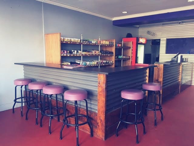ELIMINATORVAPES's tweet photo. Come check us out in Point Loma! We're open 10am-7pm today. 

#follow #vape #vapelife #eliminatorvapes #pointloma #sandiego #vapefam #maketheswitch https://t.co/XA9g03rJ7u
