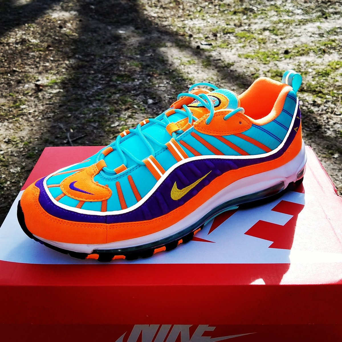 Twitter rugrats air max 98