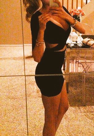 PrincessGodde16's tweet photo. On my way out for my 21st birthday. Who’s paying for my drinks tonight..? https://t.co/4phXCa1mqw get me drunk piggy’s, see what happens🤷‍♀️🐷💸 #paypig #findom #birthday #walletrinse #getmedrunk https://t.co/Z34xdobmzp