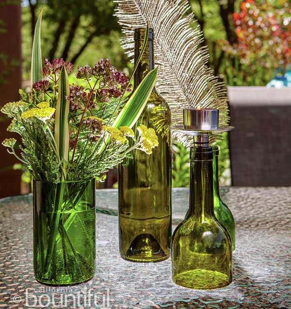 Got 15 minutes and an empty wine bottle? Make this upcycled wine-bottle vase, with bonus candlestick! ow.ly/lKxr30iEhJE