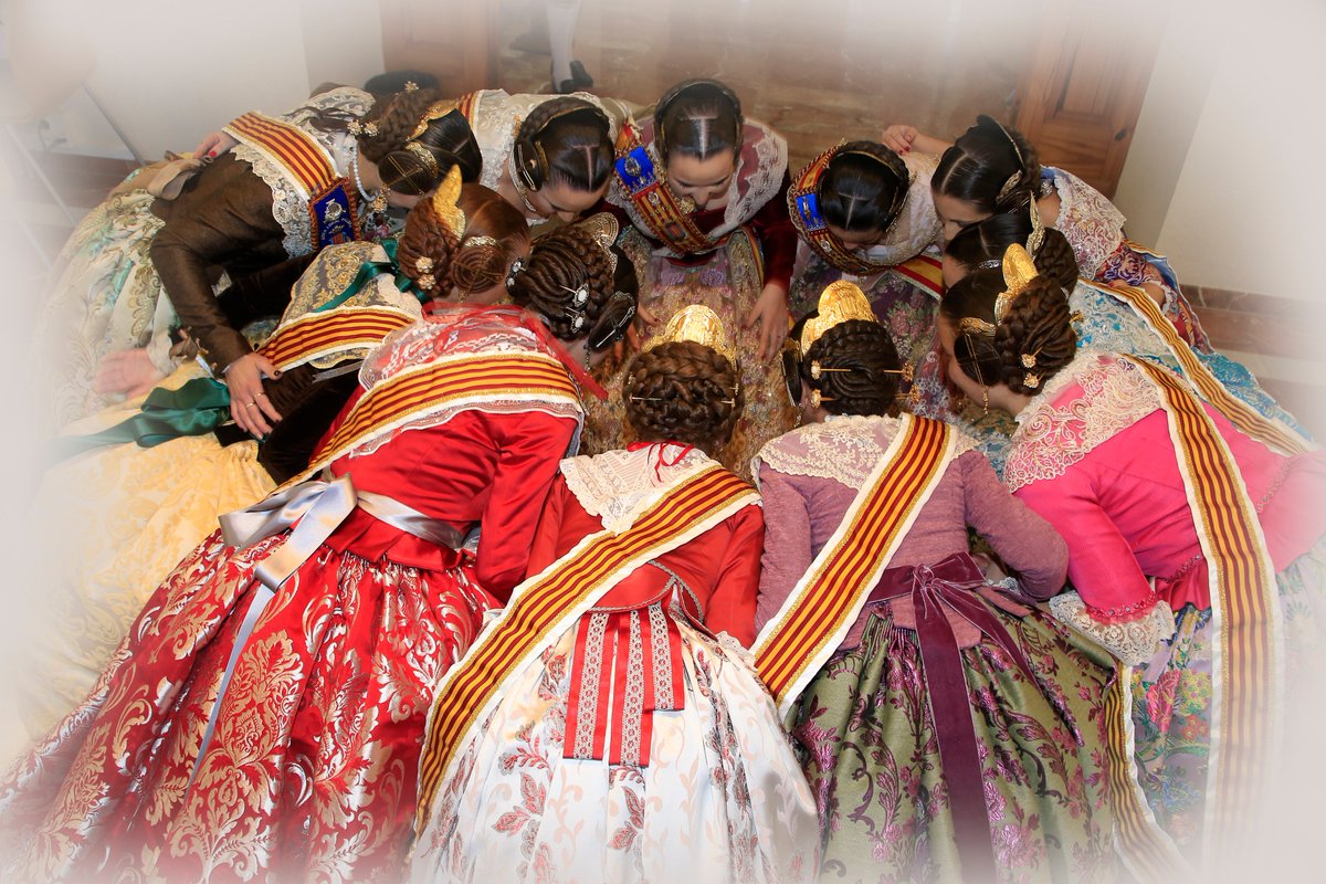 AytoMoncada's tweet photo. @AytoMoncada Cridà i Exaltació de les Falleres Majors de #Moncada #Falles2018 #Fallas2018 https://t.co/K2Y2zz5Fgz