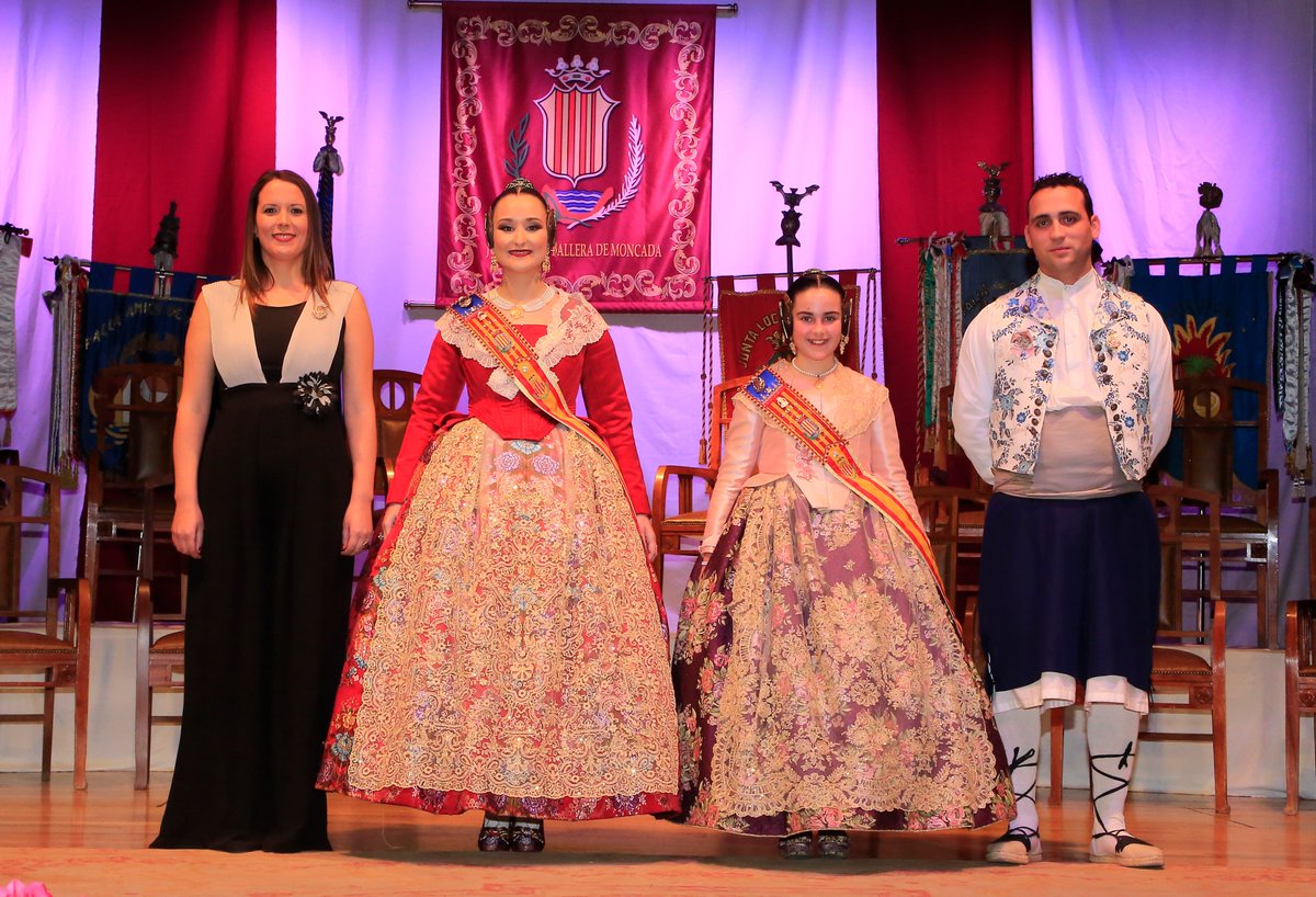 AytoMoncada's tweet photo. @AytoMoncada Cridà i Exaltació de les Falleres Majors de #Moncada #Falles2018 #Fallas2018 https://t.co/K2Y2zz5Fgz