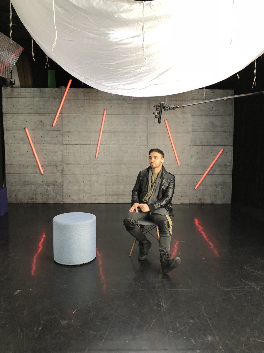 KJovian's tweet photo. Big Tings Coming
#StayFamous #YoutubeSpaceNY https://t.co/d1m36JF7JF