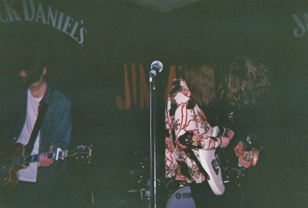 📣SHEFFIELD📣

THIS THURSDAY 1ST MARCH WE PLAY AT THE WASHINGTON WITH <a href="/FossetteUK/">Fossette</a> and @InSulks🕺🏻

FREE ENTRY🙌🏻

SEE U THERE🕺🏻