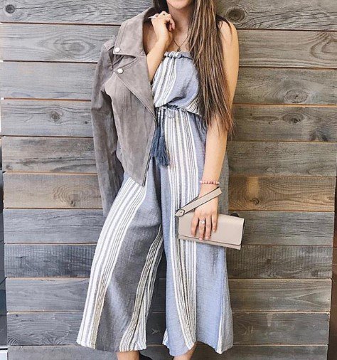 BolufeBoutique's tweet photo. We are so feelin' this jumpsuit. π #NewArrival #justarrived #atlanticave #delrayfashion #bohochic #fllook #delray #shop #fashion #fashionista #stylist #palmbeachfl #bocaraton #delrayboutique #boca #towncentermall #bohemian #bohochic #bohemian #bohemiangirl #boho #Springfashion https://t.co/m76gHKFrb2