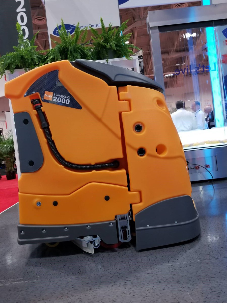 diversey's tweet photo. Stop by booth 2029 to see how our SWINGOBOT 2000 #robotic floor care machines can improve your productivity and floor maintenance! #RCShow18 #Internetofclean https://t.co/9ytmE87j97