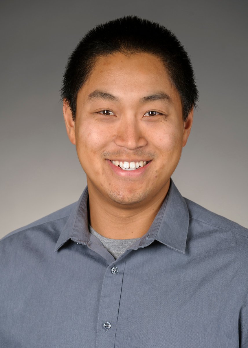 kivacowork's tweet photo. #MeetOurMembers: Desmond Ho (Green Driving Gear) "When I'm not here, I'm usually diving, taking photos underwater or surfing."
#impactsb #member #feature #liveyourpassions #inspiration #entrepreneur #coworking #santabarbara #quotes #drivinggear #livegreen https://t.co/LtuiRyCoHD