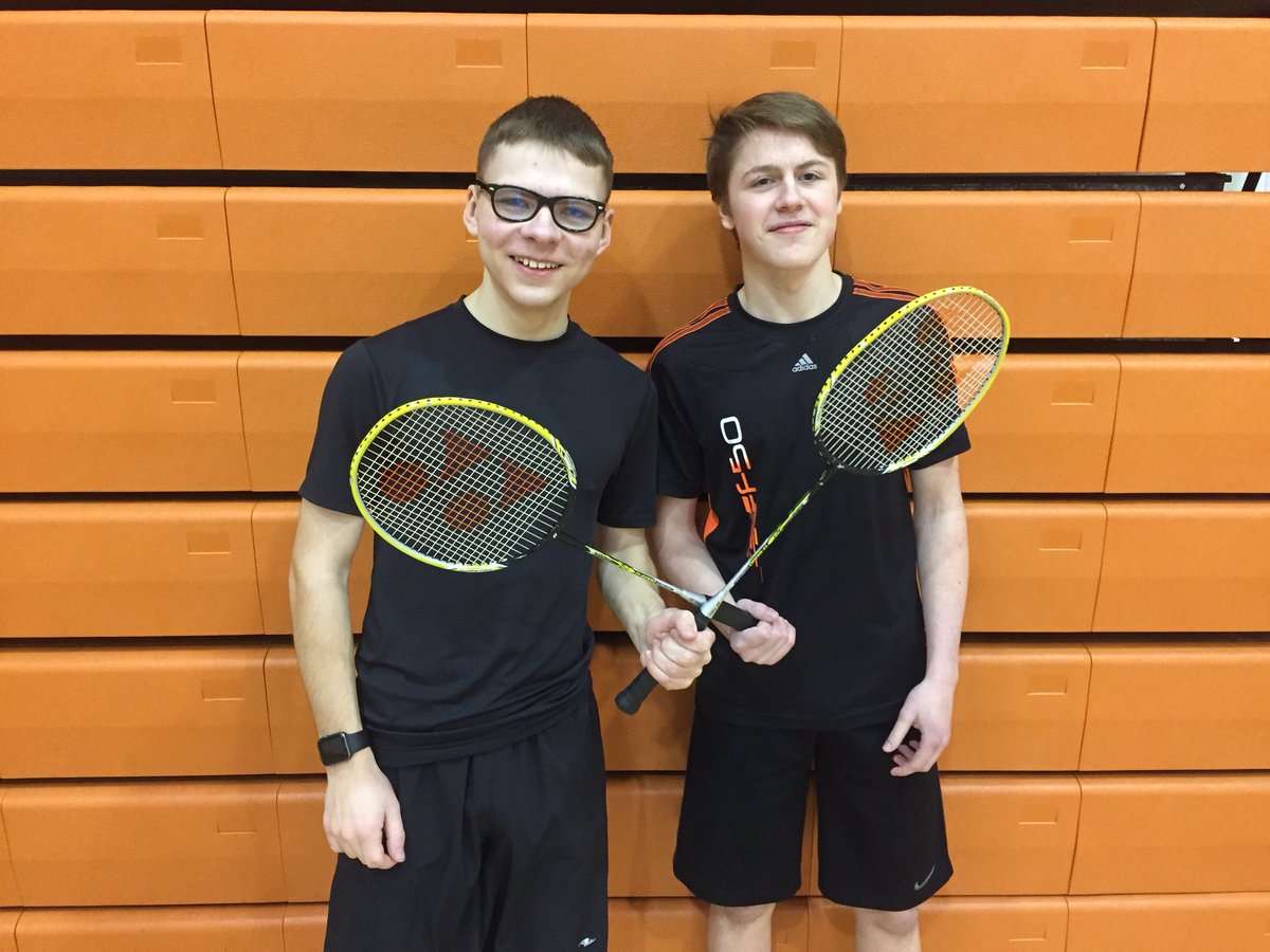 MrSpelayYRHS's tweet photo. PE 20 badminton tourney A side champs. Thomas and MCcubs. High five pool champs. Budzy and Big Nikki https://t.co/HbZOWJ71r6