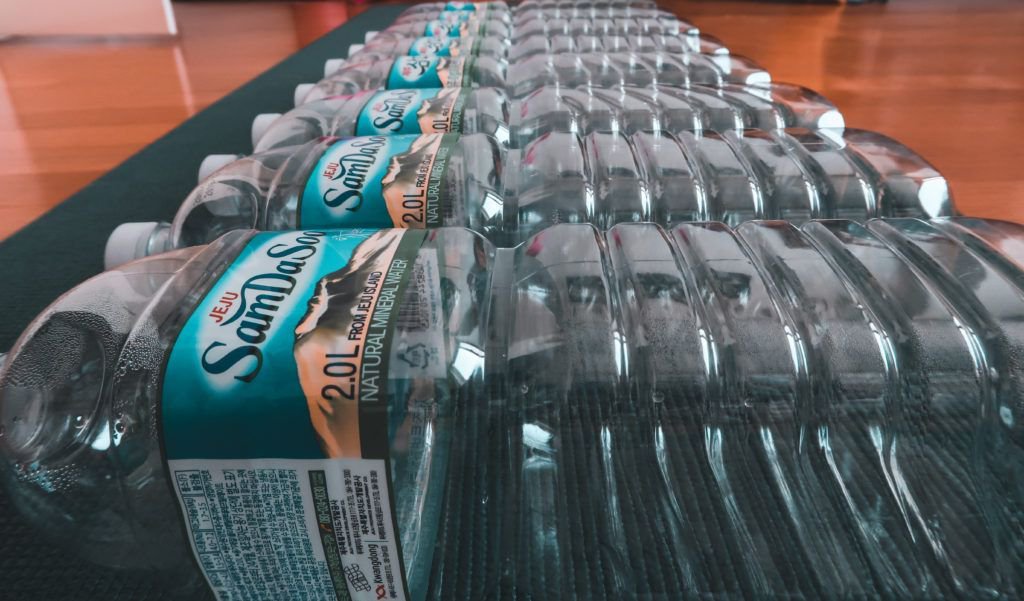 WatertoGoUK's tweet photo. "It cuts down my water bottle consumption...It saves me money...It’s made me more aware of my bad daily habits."
Awesome blog review and photos from @TravelWithLamb on her experience with Water-to-Go #watertogo #travelwithlamb #plasticpollution #3in1filter
https://t.co/t8FybHunUS https://t.co/seRKzcTVgQ