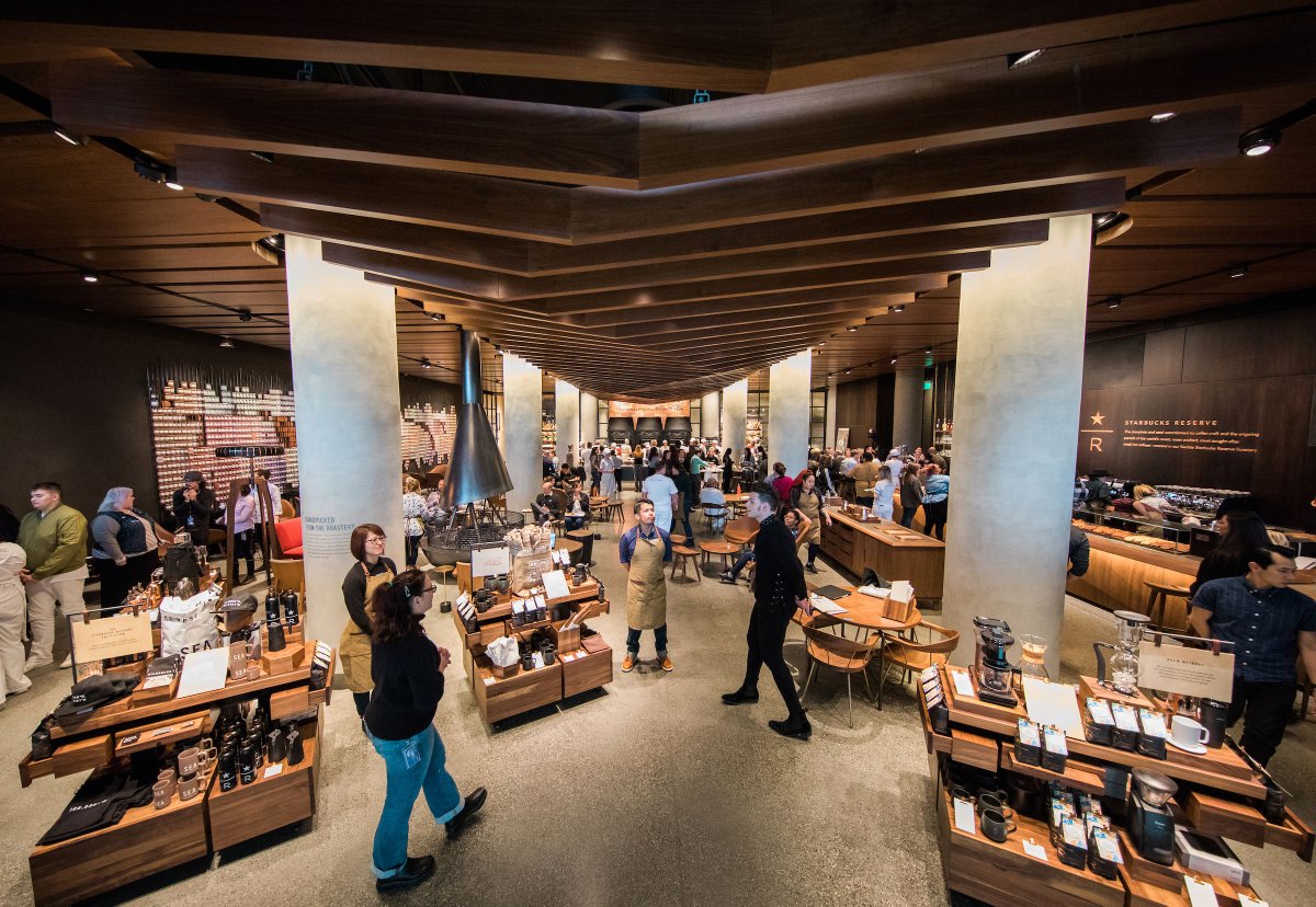 .<a href="/Starbucks/">Starbucks</a> launches fancy Italian-influenced Reserve store in Sodo seattle.eater.com/2018/2/27/1705…