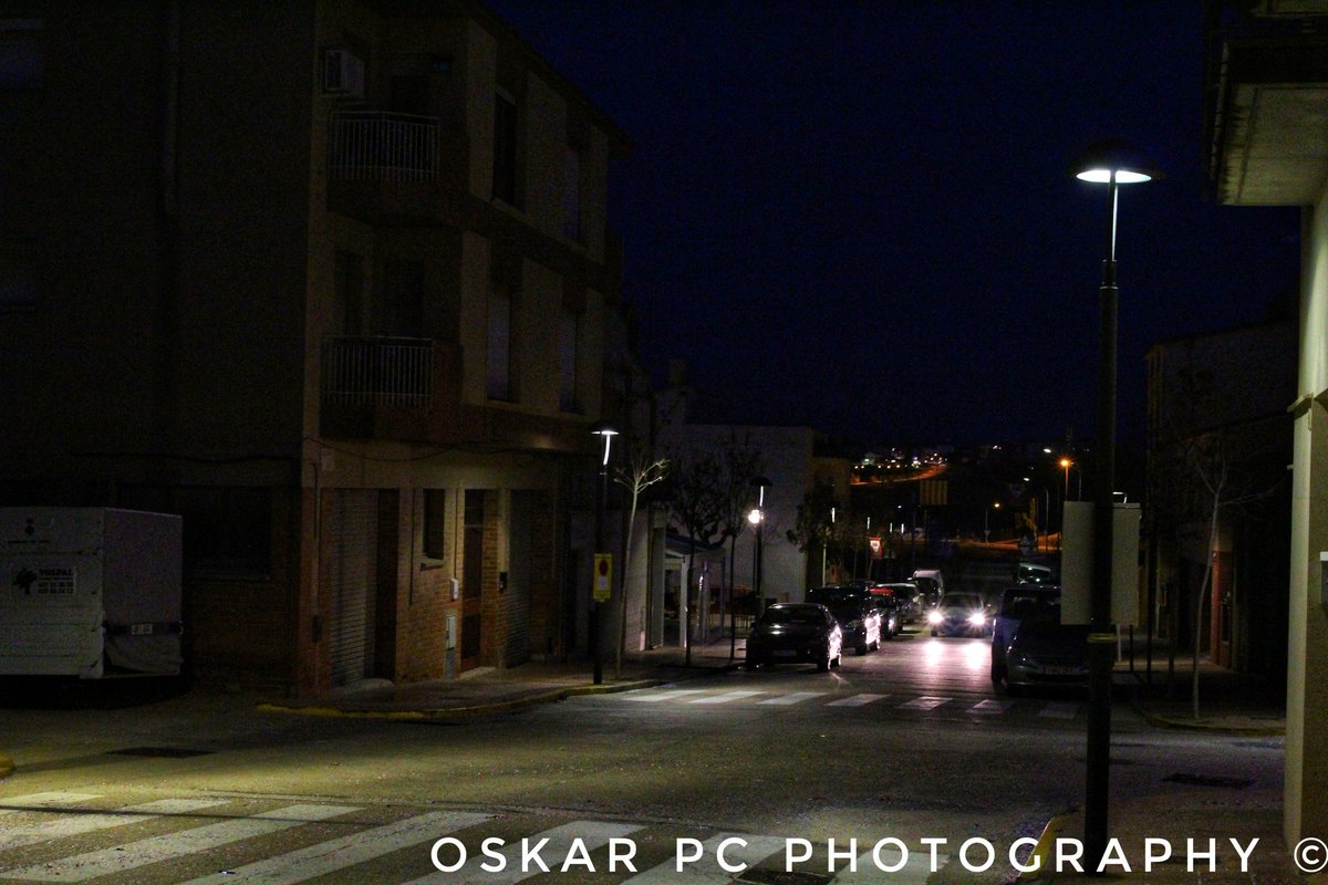 oskarpc89's tweet image. Carrers de nit 
#Puigdelfi #Night #streets