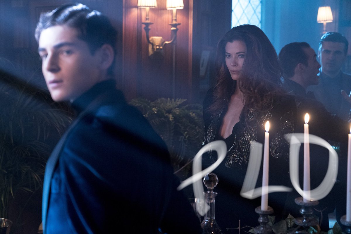 peyton_list_org's tweet photo. New still from 4x13 #Poisonivy #peytonlist #peytonlistorg https://t.co/pLcDyUdEZQ