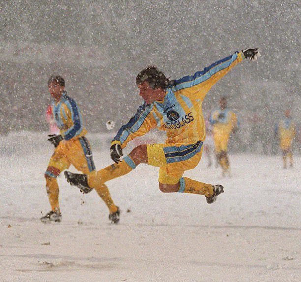 Bradders On Twitter Wisey In Short Sleeves And No Gloves It