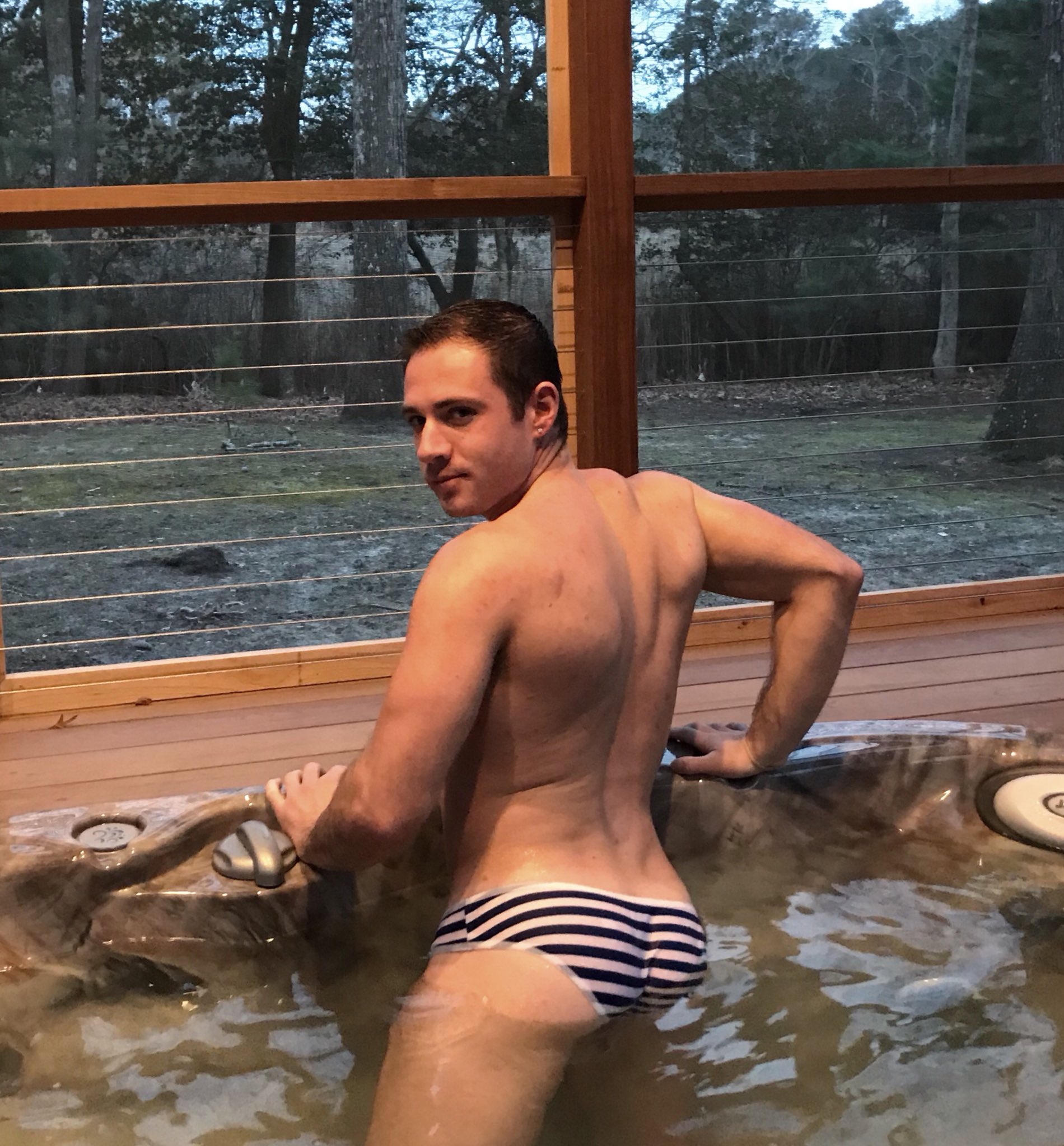 Hot tub weather :) #gay @PetitQUnderwear @arthusandnico #gayboy https://t.co/1uUSuo5uEE