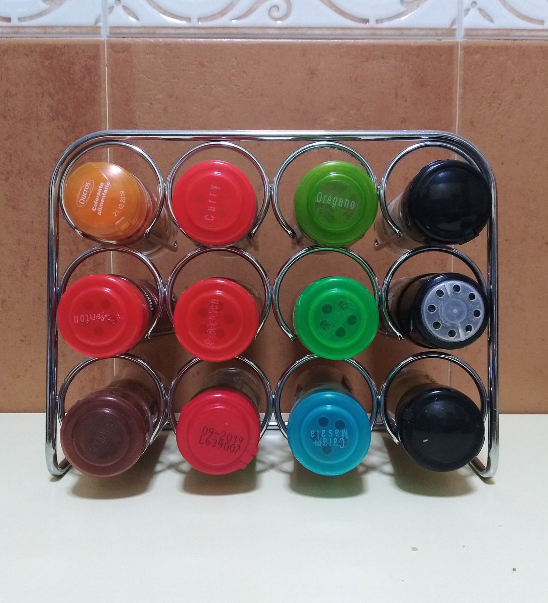 Inescomillas98's tweet photo. Fotografía n°10= Especiando la multiplicación. Contar y asociar objetos con números. #matematicazas @SantaolallaElsa https://t.co/kNCKug52JZ