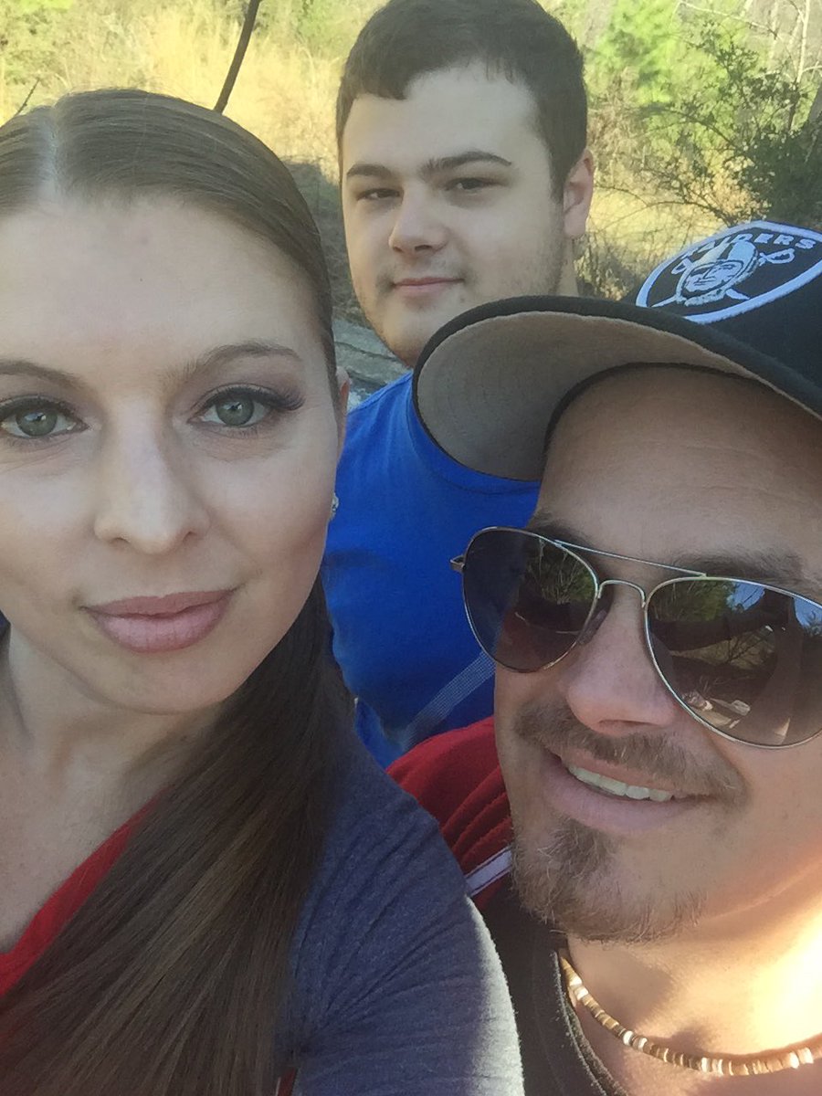 edrgirly2's tweet photo. @CharlieTravelz @willgamble91 https://t.co/GO7b2Q4Wmv