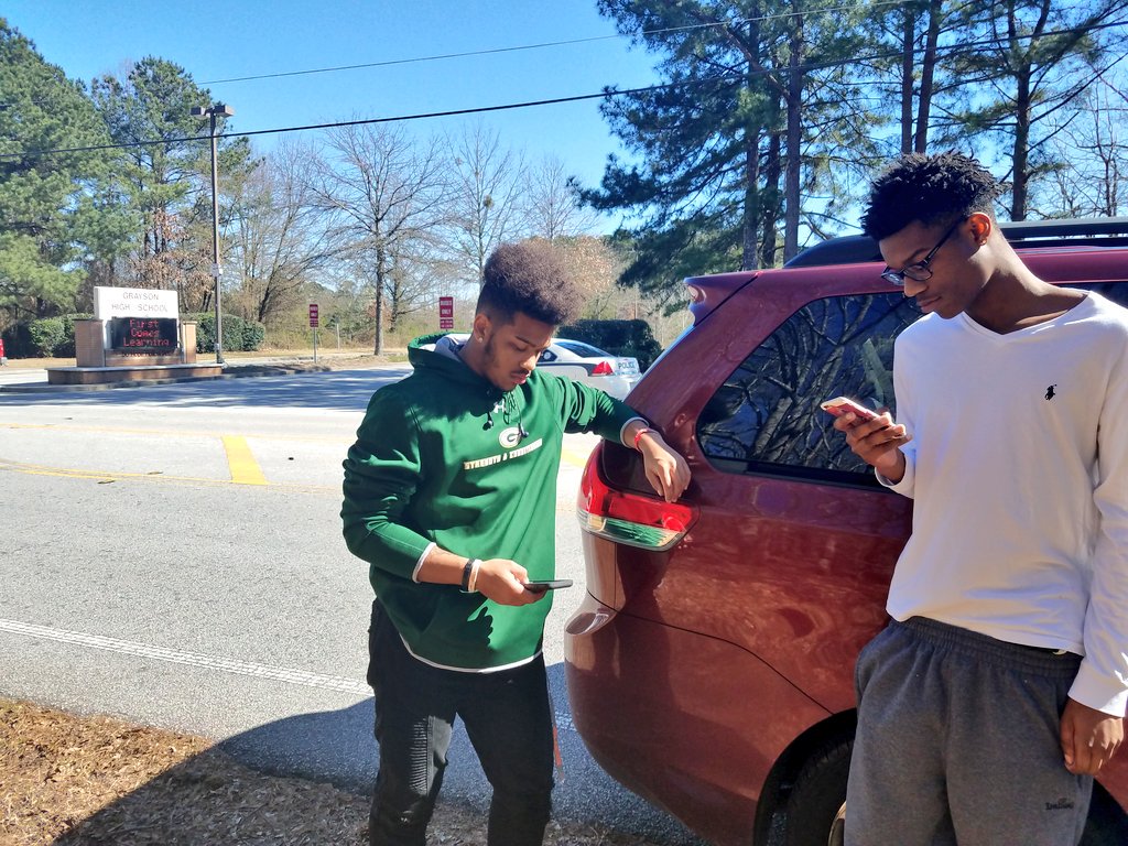 PortiaFOX5's tweet photo. "I really was afraid something could happen today. After what happened in Florida, you just never know."
    --Grayson HS Senior, Nick Rowe on why he &amp; many of his friends didn't to school today because of a threat posted overnight on #Snapchat. @FOX5Atlanta @GwinnettSchools https://t.co/bVztDc5yzt