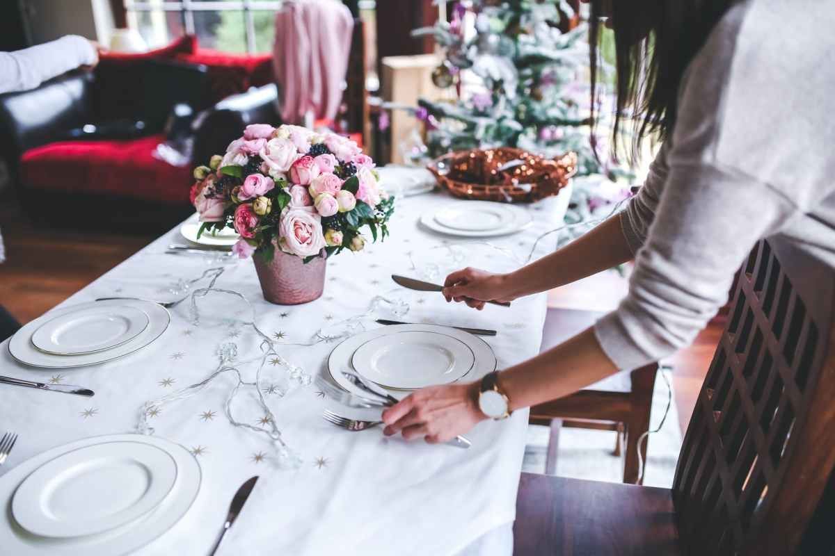 kynzah's tweet photo. #Hosting a #dinnerparty and feeling stressed? Read my 15 tips for a smooth evening #kynzah #entertaining #newpost #theblogissue #thatsdarling #darlingmovement #darlingweekend

https://t.co/S8N2gkST2T https://t.co/1JOvTnQuAR