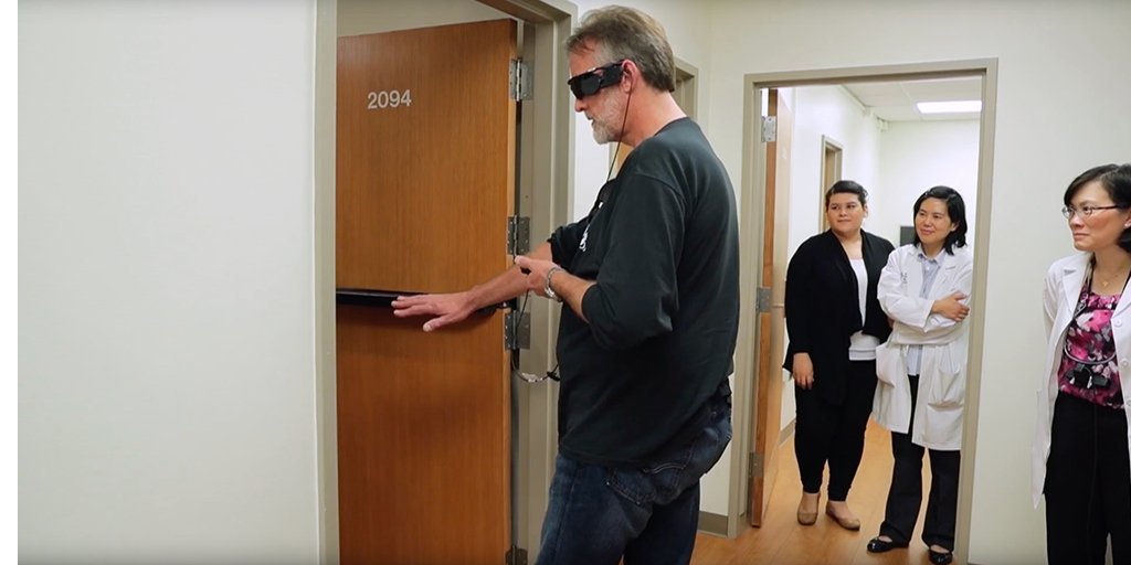 UIHealth's tweet photo. By the time he was 20, a rare, inherited eye condition called retinitis pigmentosa took Robert Selby's sight, but a new retinal implant he received at UI Health is helping him see again.

Video: https://t.co/7Jb6K4gcOJ
Story: https://t.co/Othnu3HrYv

#LowVisionMonth https://t.co/wo3QQ2tBxt