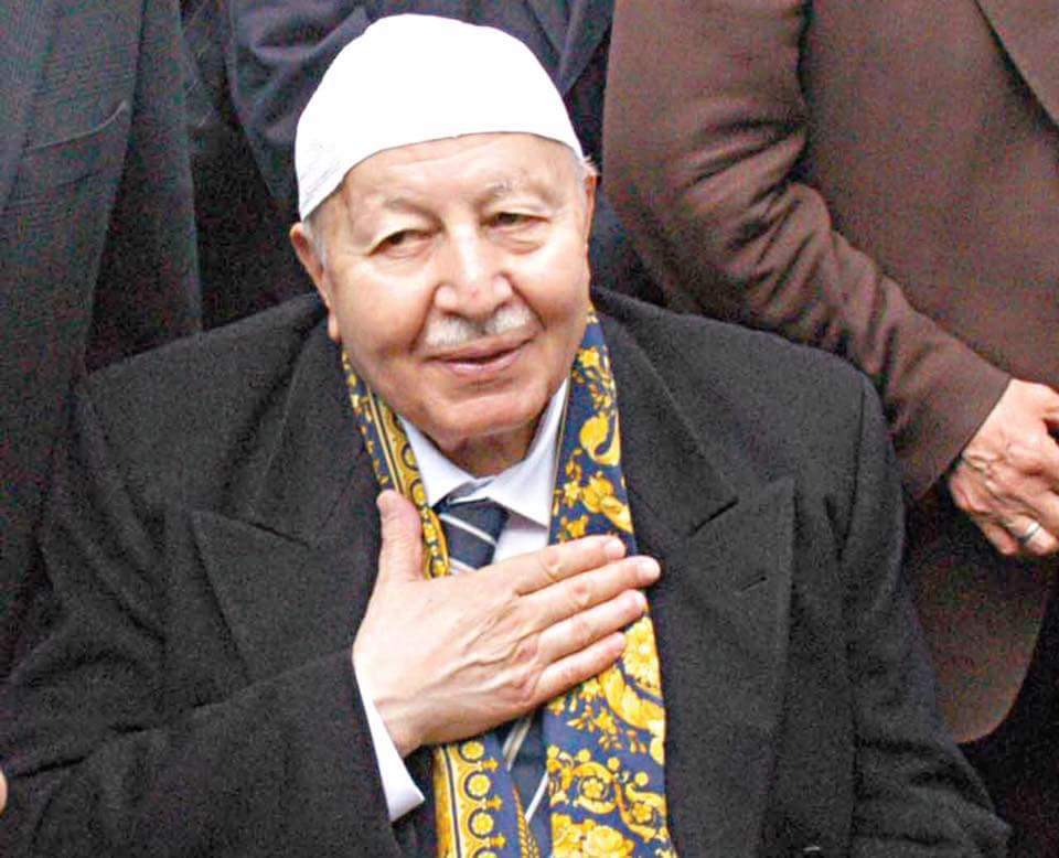 Hayatını inandığı değerler uğruna vakfeden; büyük dava adamı, hocamız Prof.Dr. #NecmettinErbakan'ı vefatının 7. sene-i devriyesinde özlemle anıyor, hayırla yâd ediyoruz. Ruhu şad, mekanı cennet olsun inşallah.