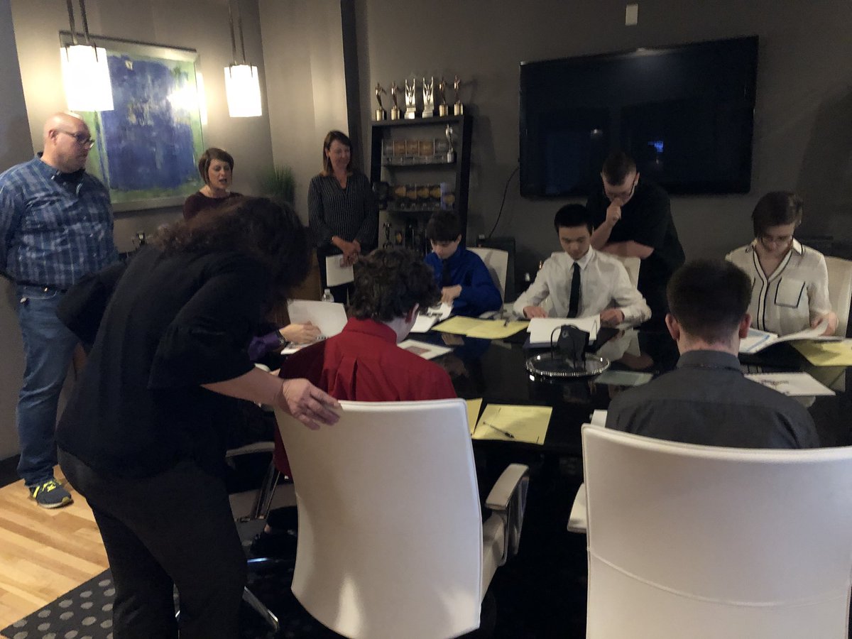 WSCSAcademy's tweet photo. Hearing about the production process from Greg Wichlasz, WS East Alum, Beth Donovan, and Shanon Silva at dPost. #dPost #JAofwny #BeFutureReady #IT/Digital Media https://t.co/ylvB9uEdIG