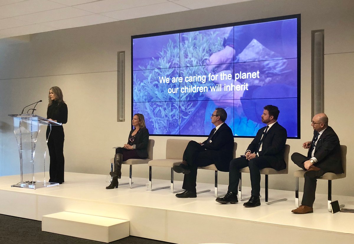 TELUS's tweet photo. Today's #SustainableDevelopmentCA panel: Corporate social responsibility is no longer a nice-to-have, but a necessity to create a better world for generations to come. #SDGs https://t.co/AFIrysGV3I
