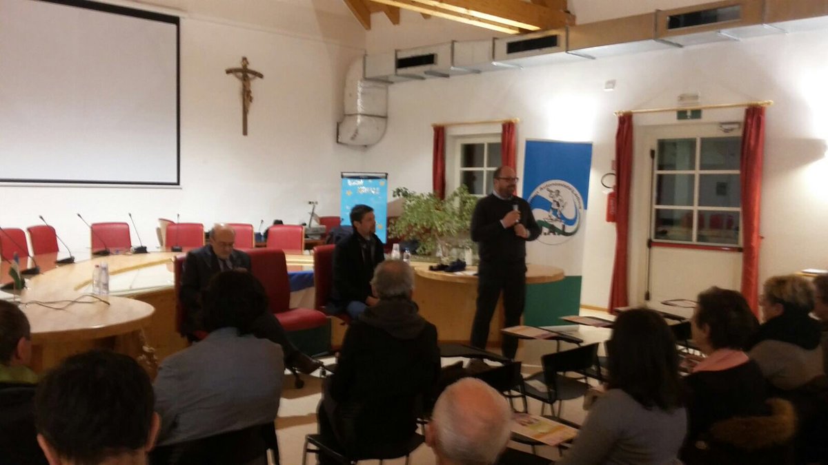 UALdeFascia's tweet photo. insnet a Poza presentazion candidac Cambra @lorenzodellai e Senat #stenico Ghest @AlfreiderDaniel Svp Daniel Alfreider #coerenza #competenza #istoria #davegnir per noscia jent e noscia Val de Fascia #ladins @MicheleAnesi https://t.co/gqrALOmmbb