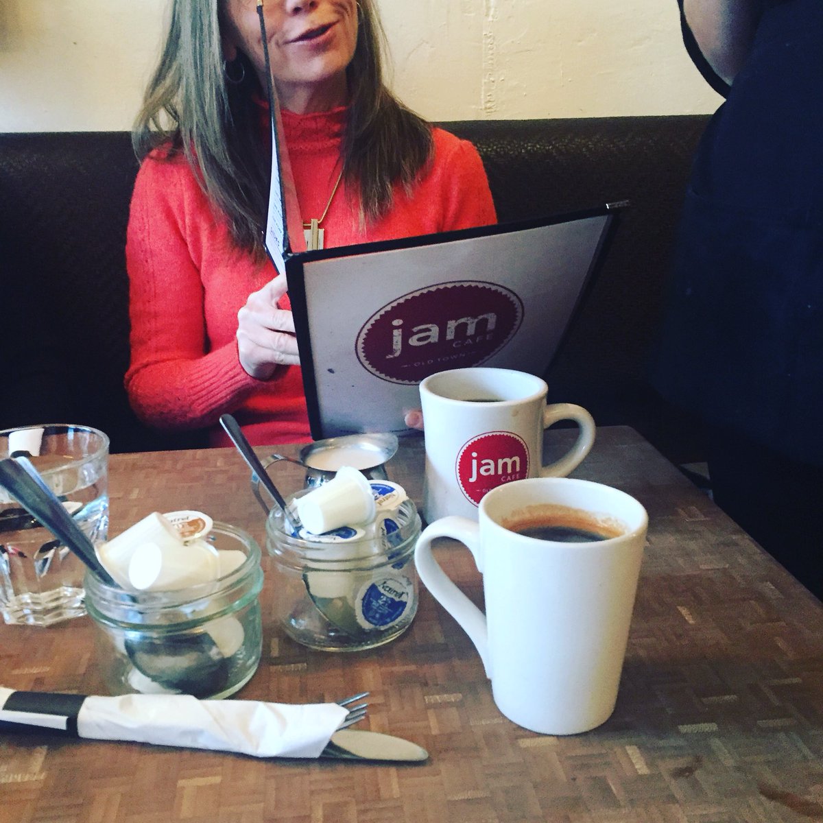 danmaceluch's tweet photo. Ooooh, the anticipation @jamcafevictoria https://t.co/qzkYoARZgn