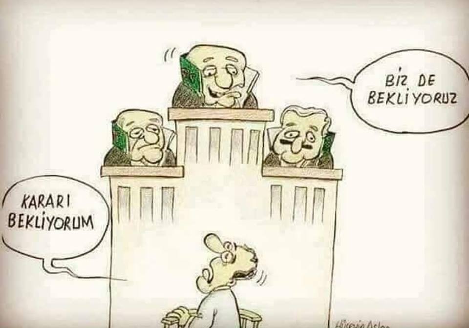sondarbeci's tweet photo. Bu arada...
Hukukun üstünlüğü sıralamasında dünyanın #ilk 17. nci sırasında yer alan Çekya'nın hukuk sistemine de fazla hırlamayın!
Çünkü Türkiye aynı listenin #sondan 12. nci sırasında yer alıyor!.. https://t.co/7PqfR2rD9a
