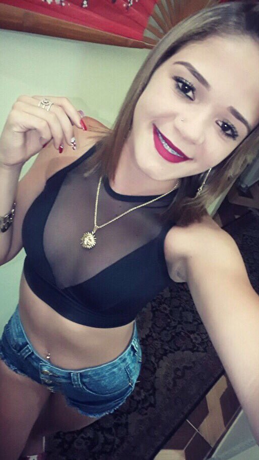 Luuah21's tweet photo. 😽 https://t.co/T0MPw6zuvO