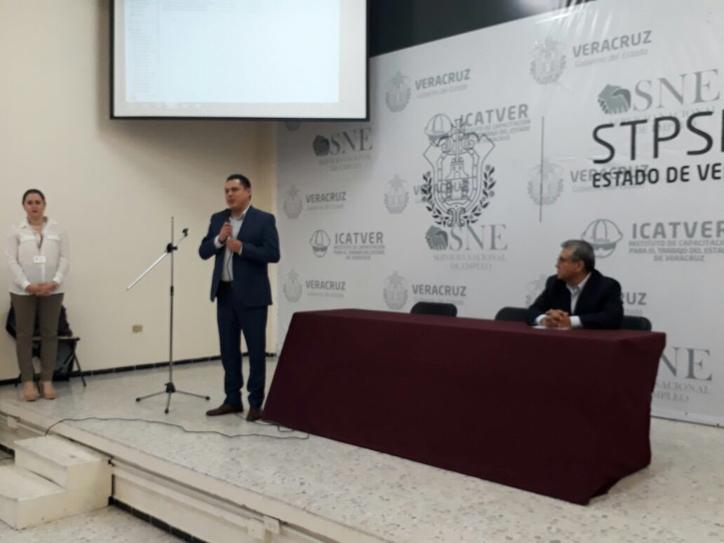 ArchivoVeracruz's tweet image. Capacitamos a Servidores Públicos de la Secretaría del Trabajo, Previsión Social y Productividad de Veracruz #STPSP en materia de Organización y Gestión Documental.

#PorUnMejorVeracruz