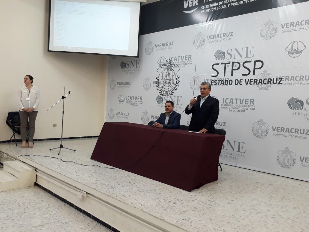 ArchivoVeracruz's tweet image. Capacitamos a Servidores Públicos de la Secretaría del Trabajo, Previsión Social y Productividad de Veracruz #STPSP en materia de Organización y Gestión Documental.

#PorUnMejorVeracruz