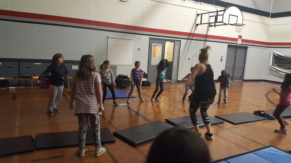 MrsBaynham's tweet photo. @StClementECSD #ECSDfaithinspires exploring movement and sound through Zumba and Pound! https://t.co/7iCZYaV0uD