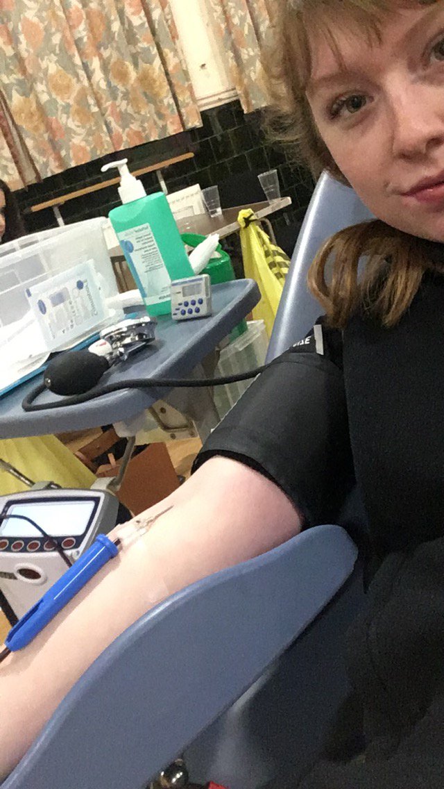 Soham_YFC's tweet photo. One of our members gave blood for the 4 time today all thanks to the national young farmer initiative a couple of years ago to get as many members as possible signed up to give blood! From 1 donation you can save up to 3 lives so what are you waiting for?! https://t.co/kTZsl9Q0Fd
