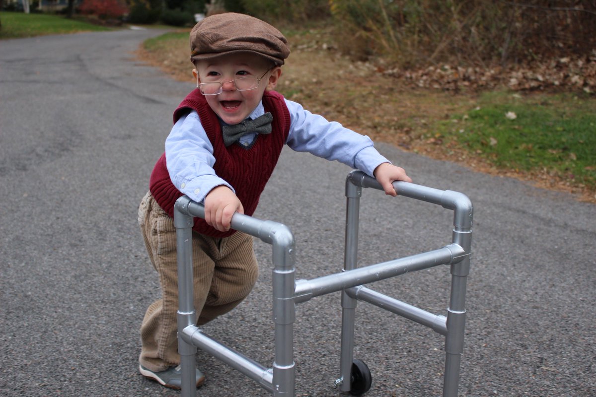 HopeSurrogacy's tweet photo. This adorable, little "old man" and those of us at Hope Surrogacy are wishing you a beautiful, sunny Tuesday!
#surrogacy #littleman https://t.co/w9z0DTrgF9