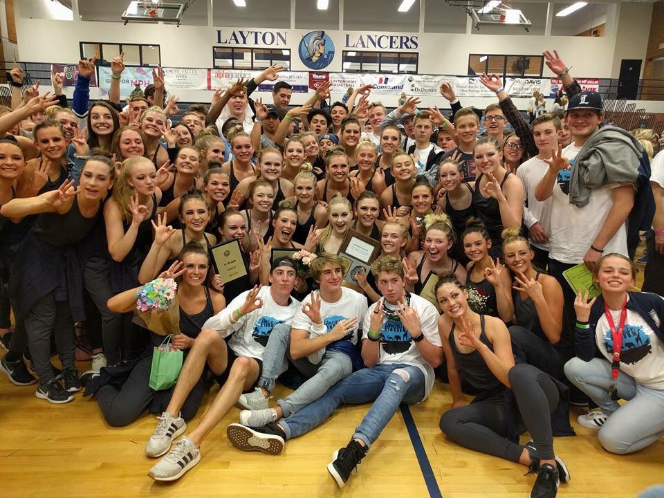 neeshy_j's tweet photo. LANCELLES NIGHT TO REMEMBER IS TONIGHT AT 7PM @ LAYTON HIGH !! come and support !! you wont wanna miss it 😩💙 https://t.co/bJsduJnwLk
