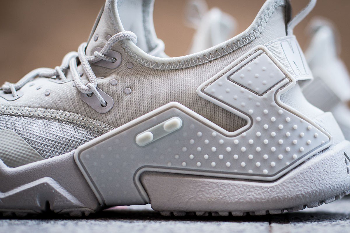 huarache drift light bone