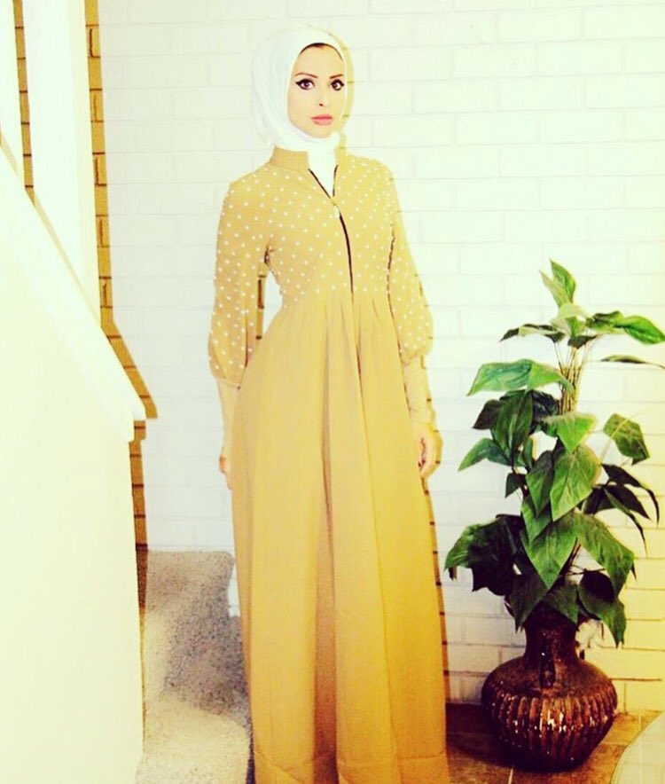 emma_sufyan82's tweet photo. Follow us on Instagram @tres_modest_couture #fashion #dresses#modestfashion #clothingline#modestwomen #classywomenfortheloveoffashion #fasionhijab #womenempowerment #modestchic #modestcouture #tresmodestcouture #weddingwear #partywear # #fashiondesigner #newyear2018 #modestroute https://t.co/mv8BYgnKWf