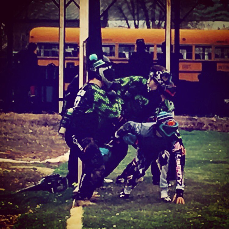 HKkillswitch's tweet image. Back playing on turf again #pblife