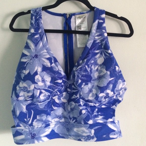 LeapIntoFashion's tweet photo. So good I had to share! Check out all the items I'm loving on @Poshmarkapp from  @BrianWieder1  : https://t.co/B9gUP90YIY https://t.co/q2Je7OWokD