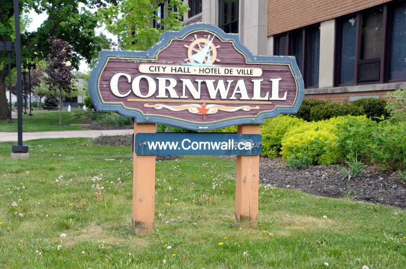 Bed tax coming to Cornwall  bit.ly/2F0hpBQ #cwlpoli #bedtax #hoteltax #Bill127 https://t.co/GIb3N85Ixx