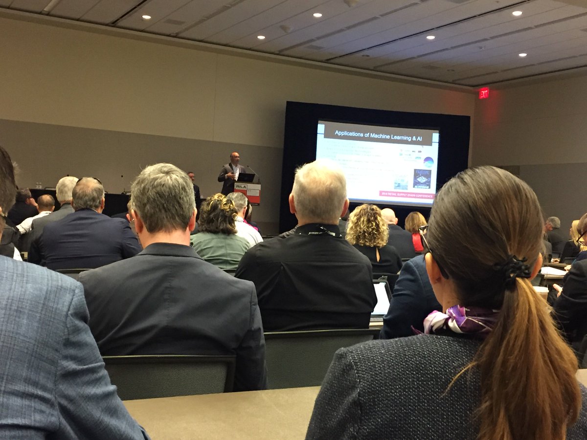 VARGOSolutions's tweet photo. The VARGO® team is busy attending educational seminars at #RILA2018! We love this quote about #ArtificialIntelligence in the #distribution industry: “Managers aren’t going to be replaced by AI anytime soon, but managers who use AI will replace those who don’t.” #RILASupplyChain https://t.co/inPaNJs2rD