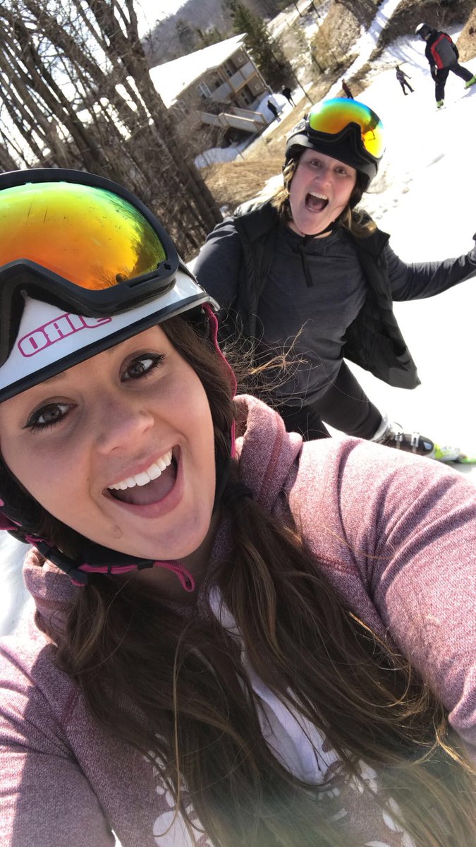 Feeding all four today on the slopes! What a fun day for staff and students! #wolvesarewell <a href="/WoodvilleES/">woodville</a> <a href="/CoralMc/">Coral McKay</a>