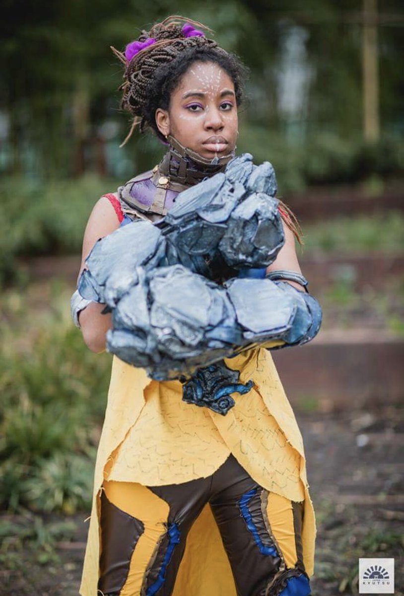Shellanin's tweet photo. Day 27 of #28DaysOfBlackCosplay goes to @Orfea_Nera !!! Check out her awesome work! https://t.co/ADv4Ky2aLt