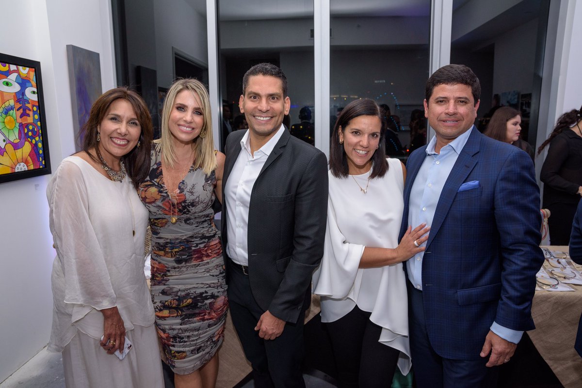 CalaFoundation's tweet photo. Recordando la velada especial que tuvimos este pasado viernes. Agradecidos de todos los que acudieron, los que hicieron que este evento fuera posible, a @cala y a @RequenaCNN por hacer de esta noche algo inolvidable ¡Mil Gracias a todos! 💙 https://t.co/IMRoWwAgkV