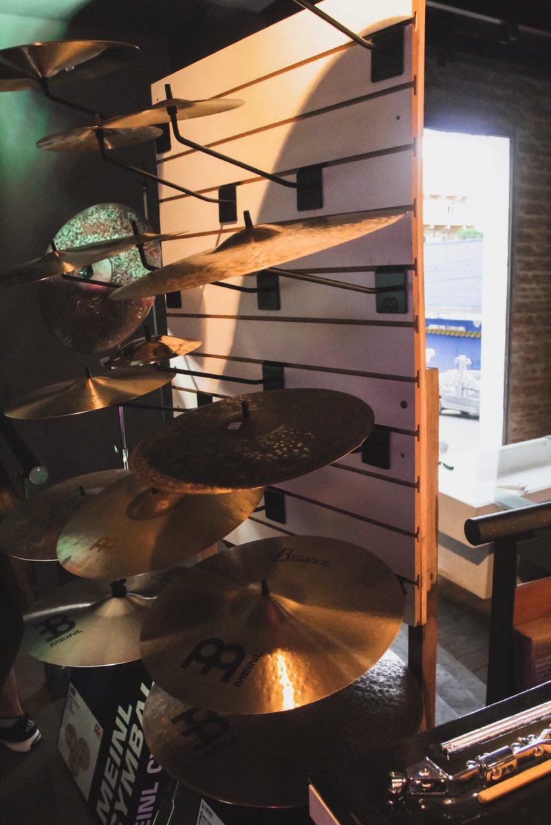planeamusica's tweet photo. Recuerden pasar por el stand de @FolkMusicalPy con productos de @meinlpercussion y @TakamineGuitars https://t.co/AA6nRWstXV