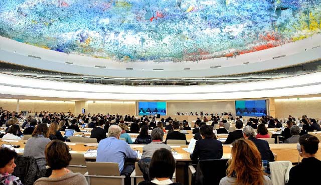 CSDHI's tweet photo. Des diplomates quittent la salle de l'ONU en signe de protestation au discours du ministre de l'in-justice iranien #Avaei https://t.co/SjFbd2v3rc https://t.co/6YRYUiHzIA