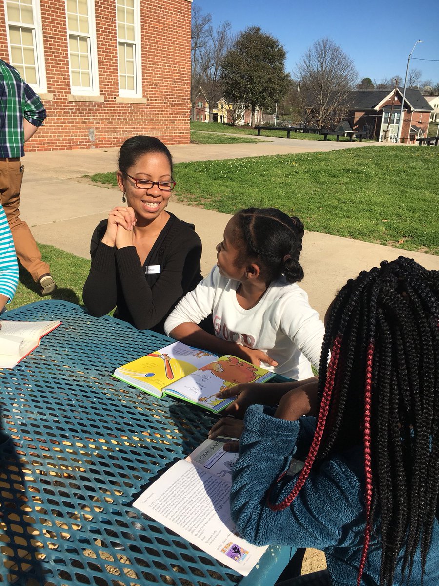 jprideNC's tweet photo. Great turn out for our family read across America afternoon. Thank you parents and friends #wzrdpride https://t.co/V1wn2lYZJO